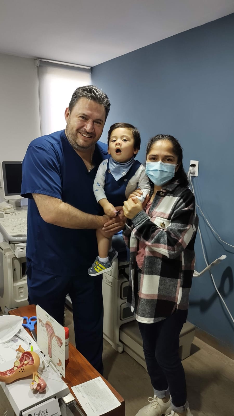 Bebé nacido gracias a tratamiento de fertilidad